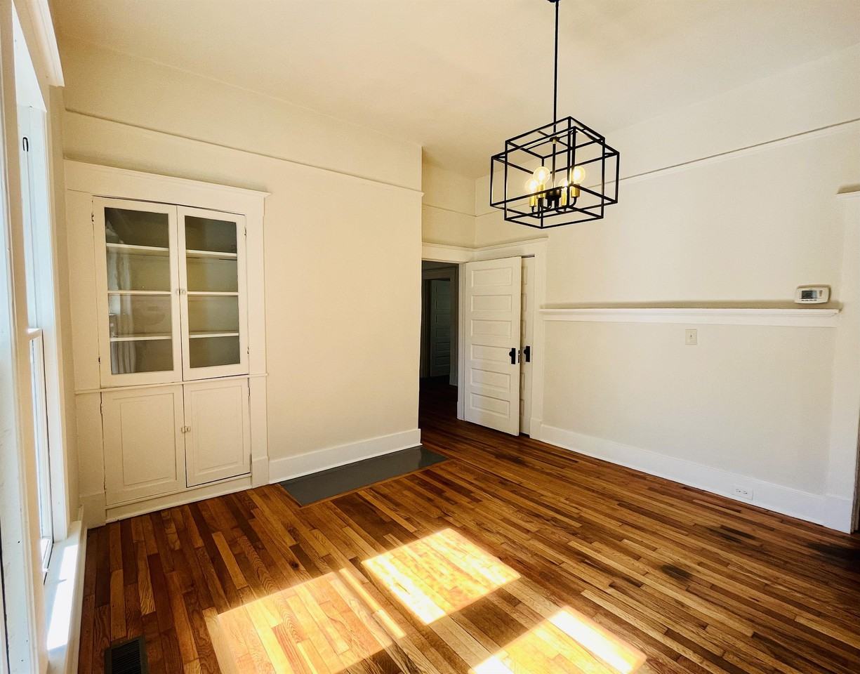 82 Hanover St #1 - Photo 3 of 18