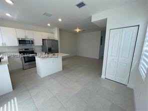 Sw 233rd Ter - Photo 2 of 5