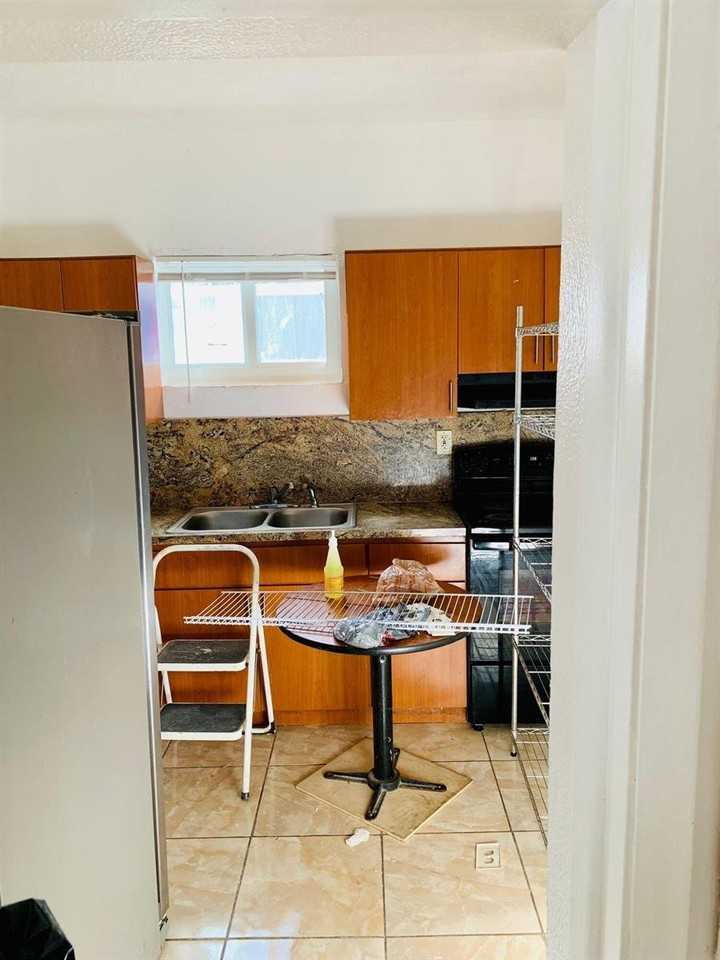 883 Nw 112th St #A - Photo 2 of 8