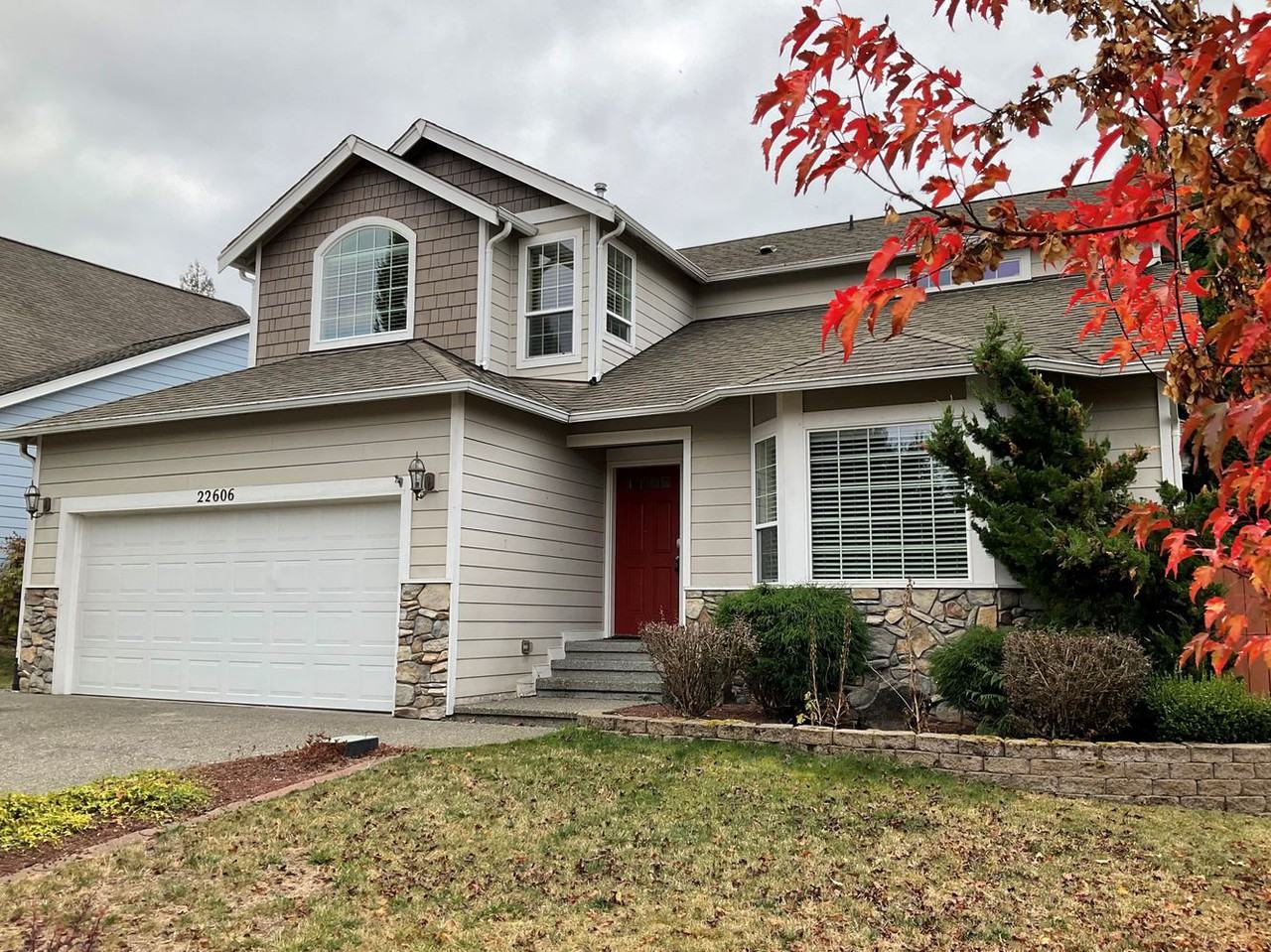 22606 94th St E - Photo 2 of 20