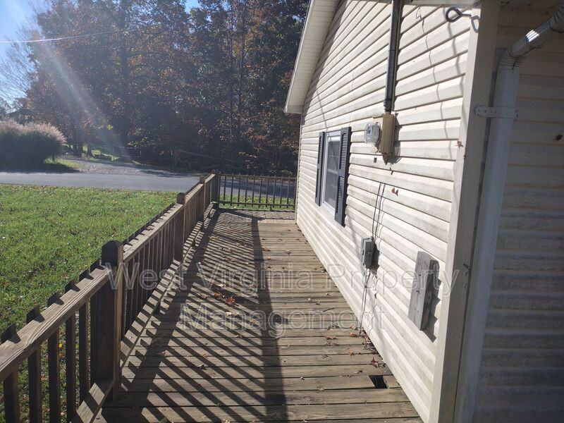 1309 Leatherwood Rd - Photo 2 of 14