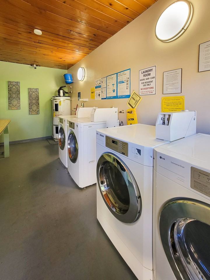 Norwegian Wood Apartments - Photo 3 of 5