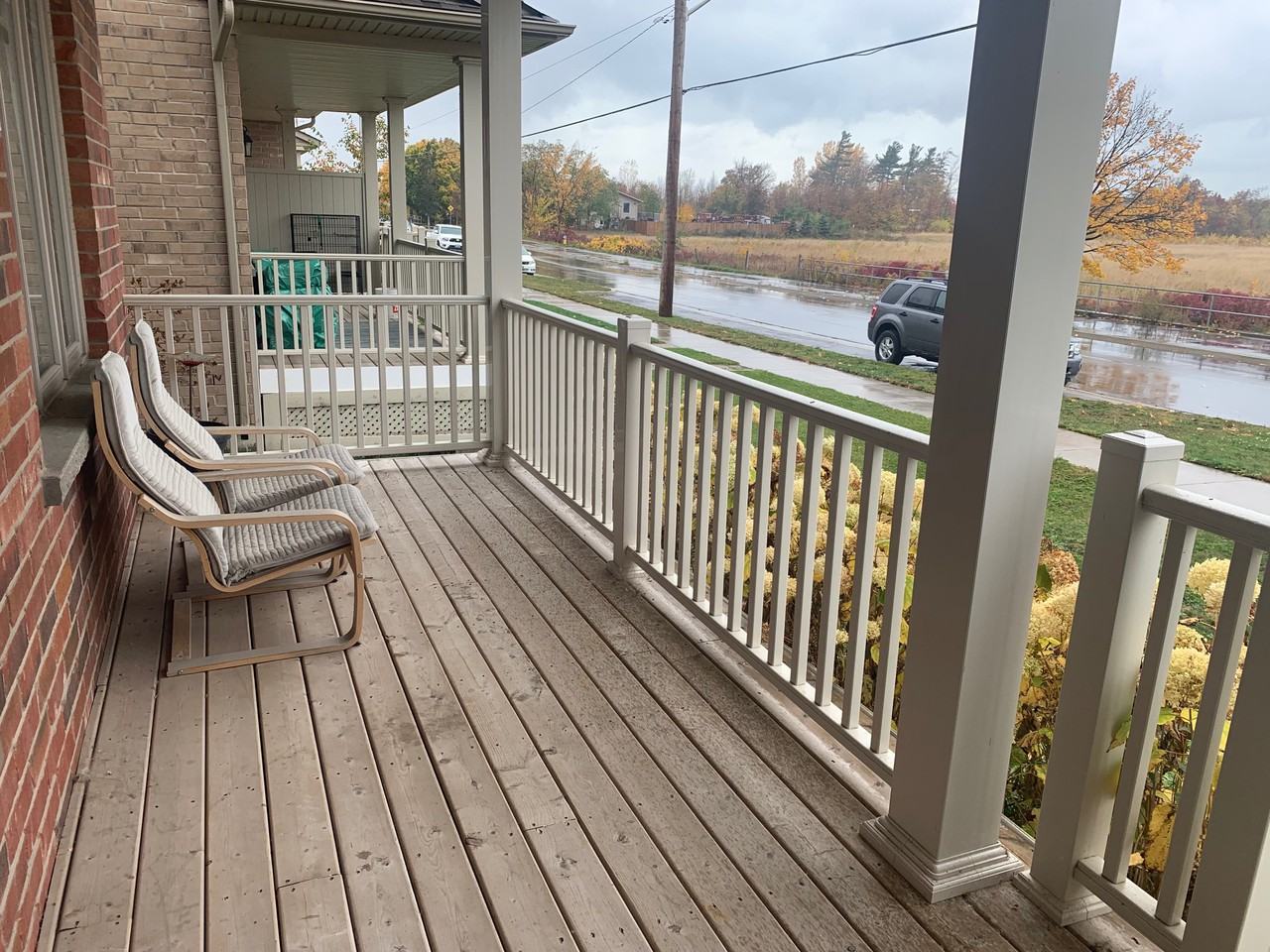 76 Dunrobin Lane - Photo 3 of 26