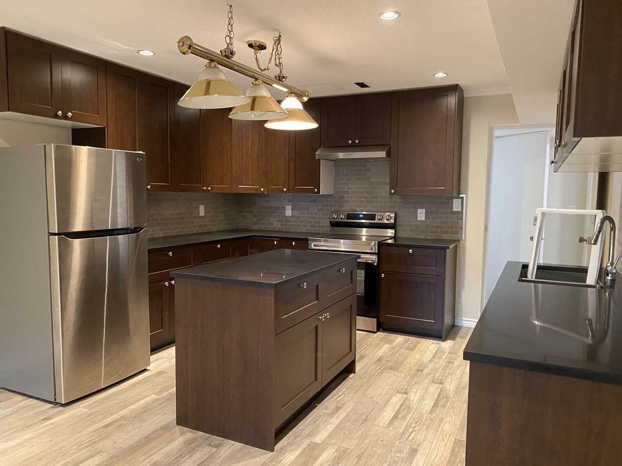 4437 Atlee Avenue - Photo 3 of 10