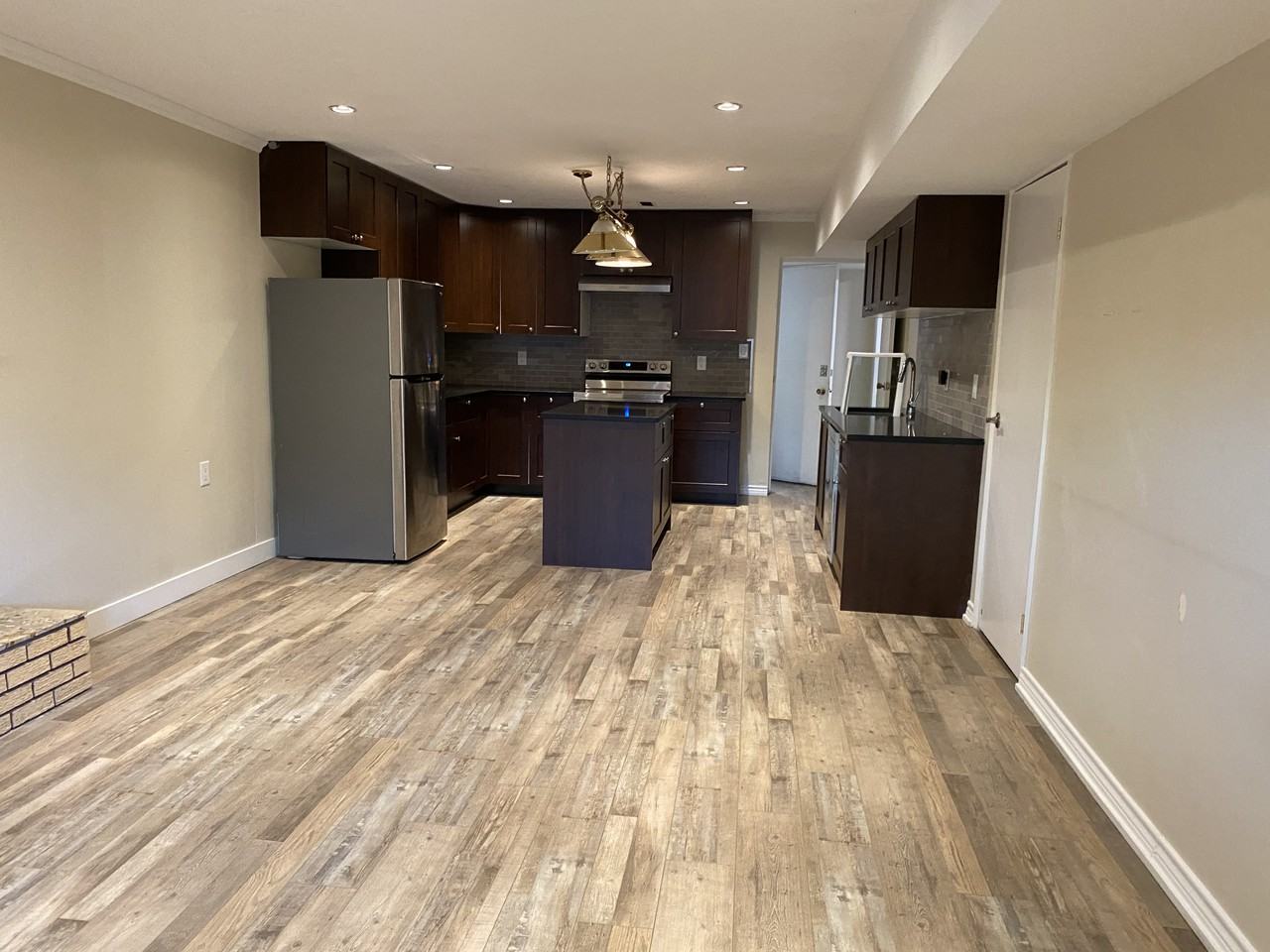 4437 Atlee Avenue - Photo 2 of 10