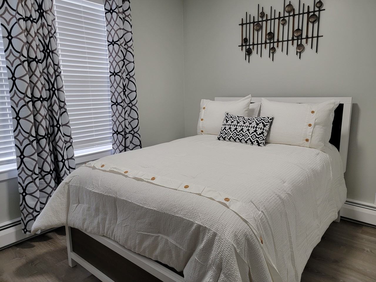 112 Van Block Avenue ##2N - Photo 6 of 10