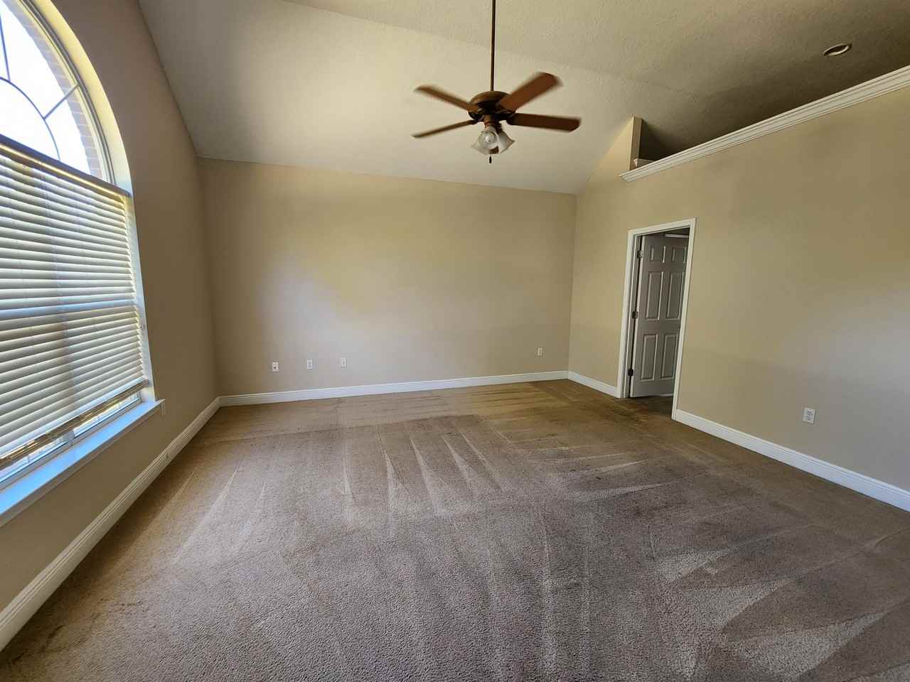 6320 Luckey Ln #1 - Photo 5 of 10