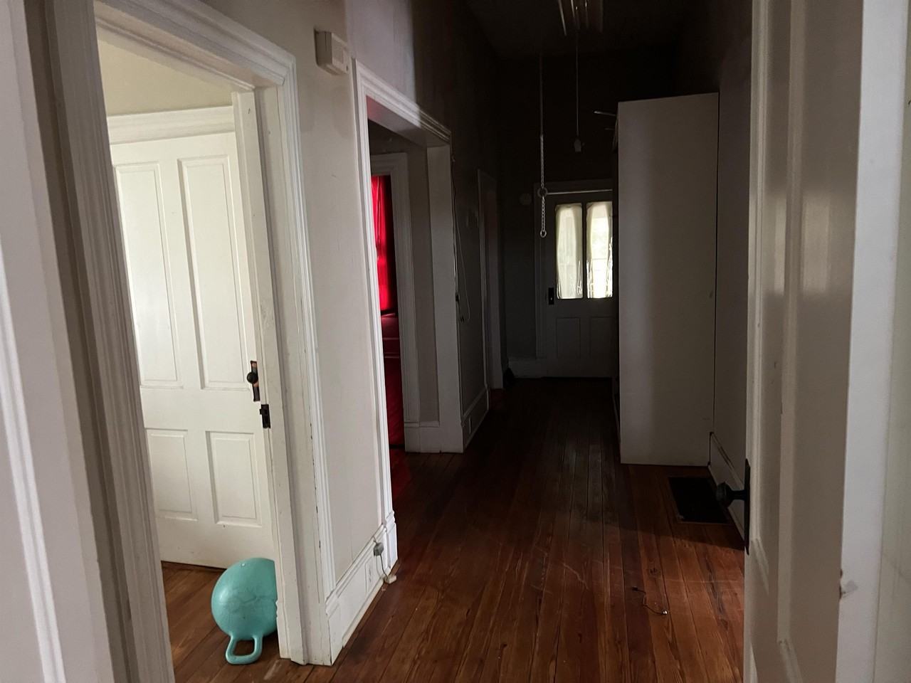 212 E Capitola Ave #1 - Photo 7 of 10