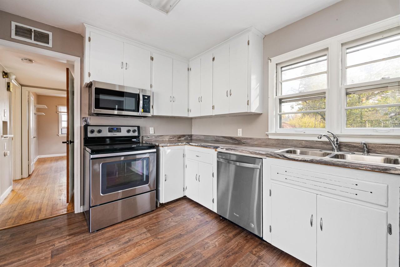 1506 E Park Ave #1 - Photo 5 of 10