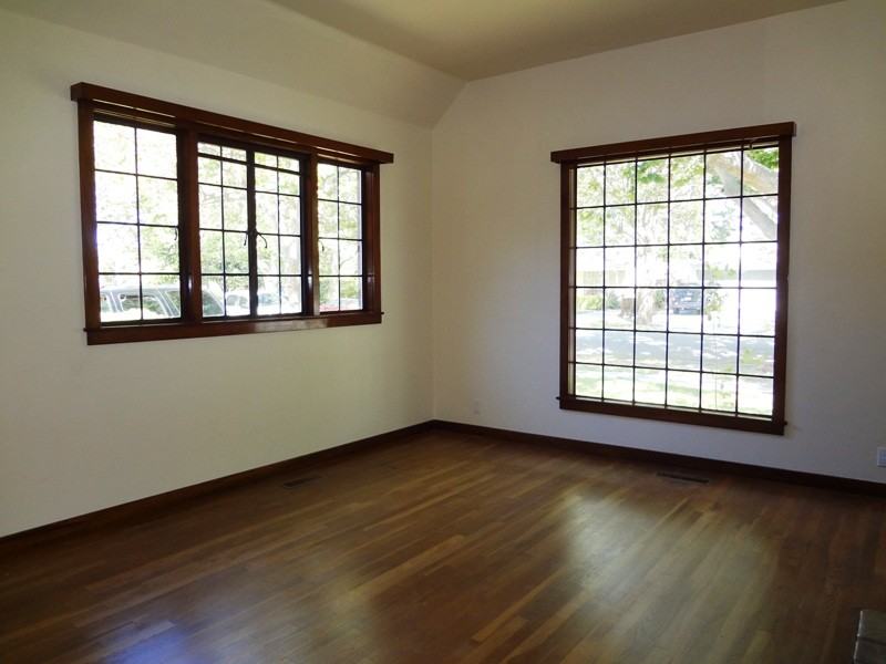 1175 Newhall St - Photo 3 of 17