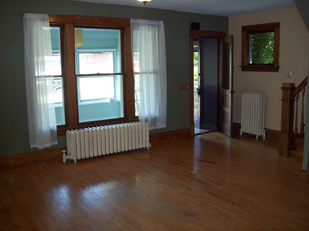 3829 12th Ave S - Photo 3 of 7