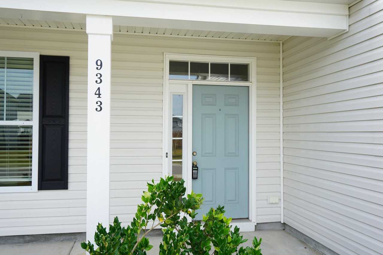 9343 Cassadine Ct - Photo 3 of 30