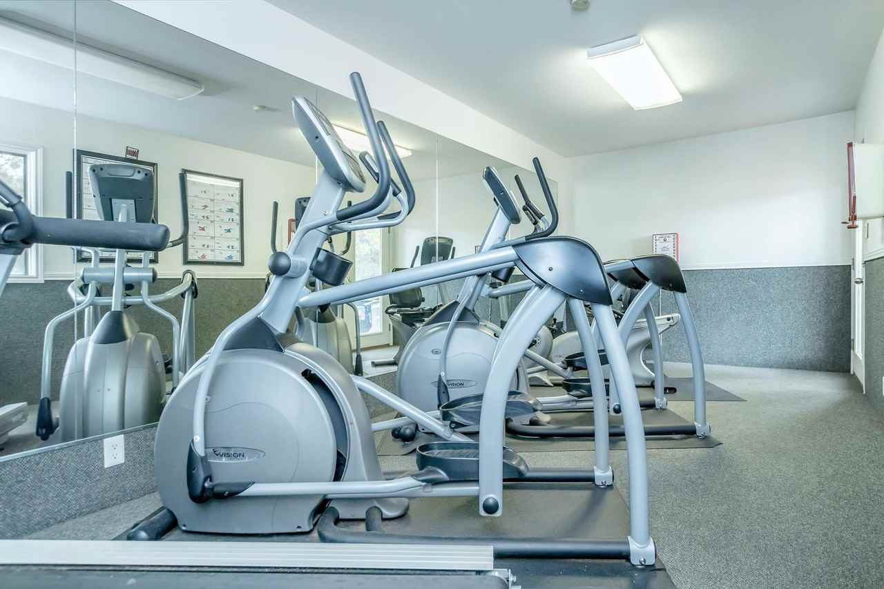 College Hills West Apartments - Photo 6 of 45