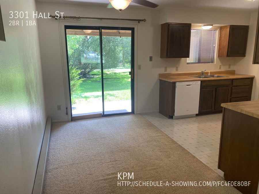 3301 Hall St - Photo 3 of 12