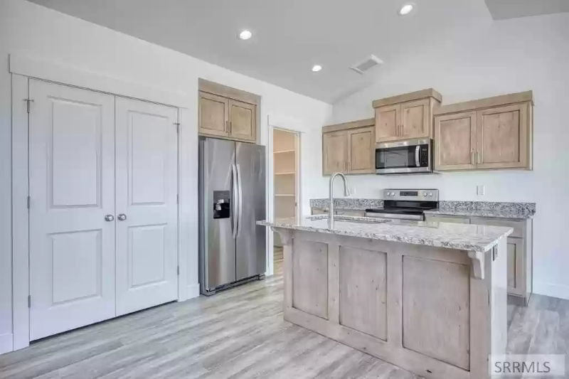 3677 E Bate St - Photo 3 of 23