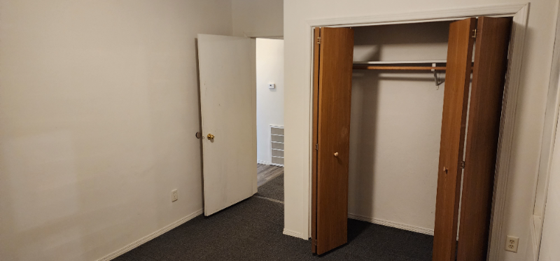 831 Main St - Photo 4 of 7