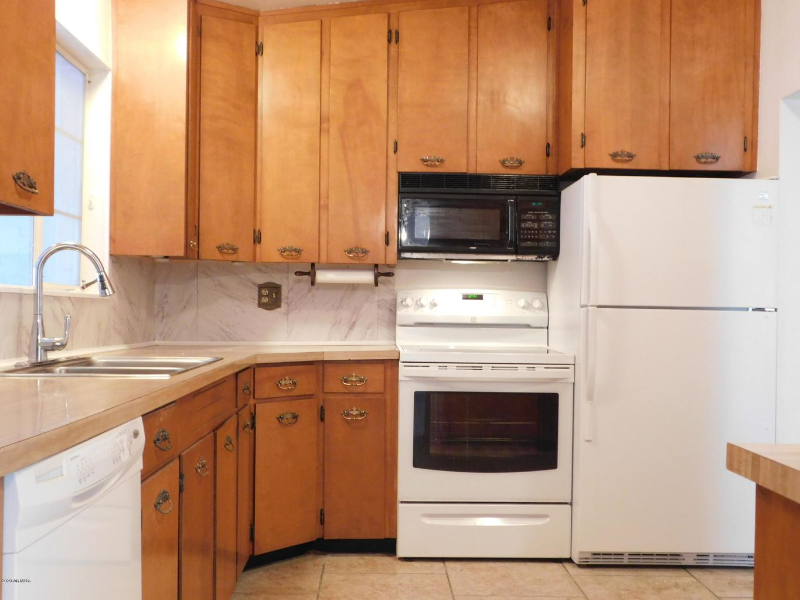 103 San Jose Dr - Photo 2 of 18