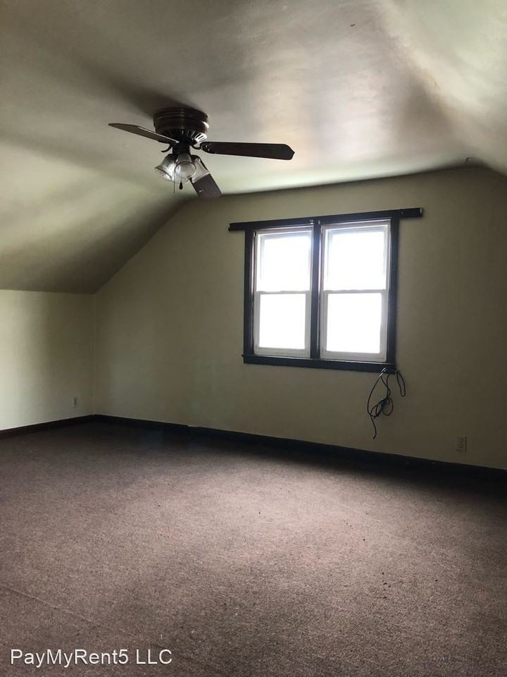 1966AB S 11th Street Apartments in Walker's Point, Milwaukee, WI