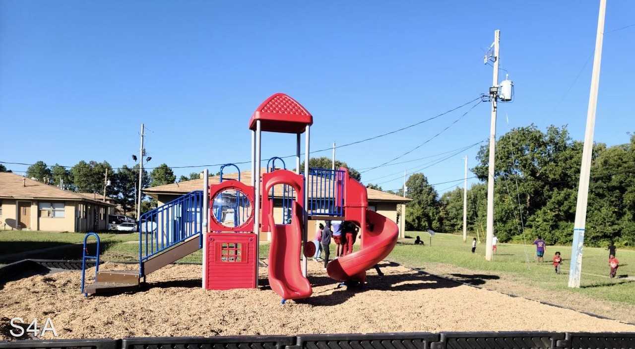 River City Heights Townhomes - Photo 2 of 26