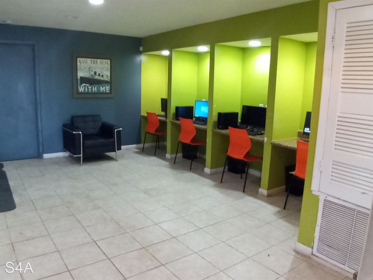 River City Heights Townhomes - Photo 3 of 26