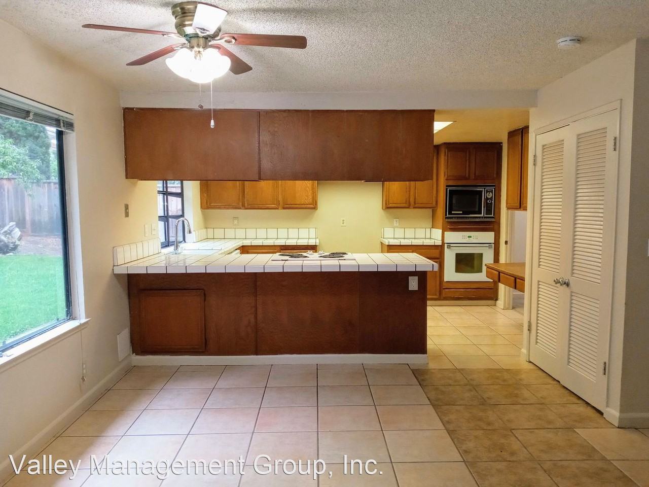 3515 Feller Ave - Photo 3 of 43