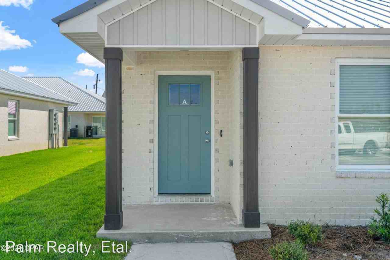 2742 Largo Ave. - Photo 2 of 24
