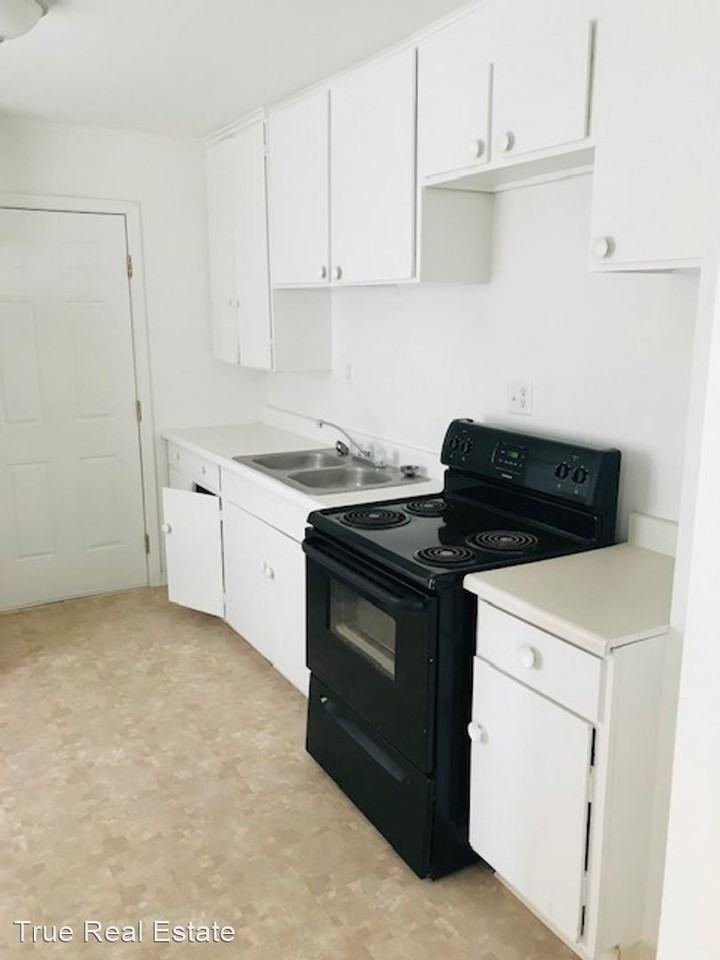 145/155 West D Street - Photo 3 of 8