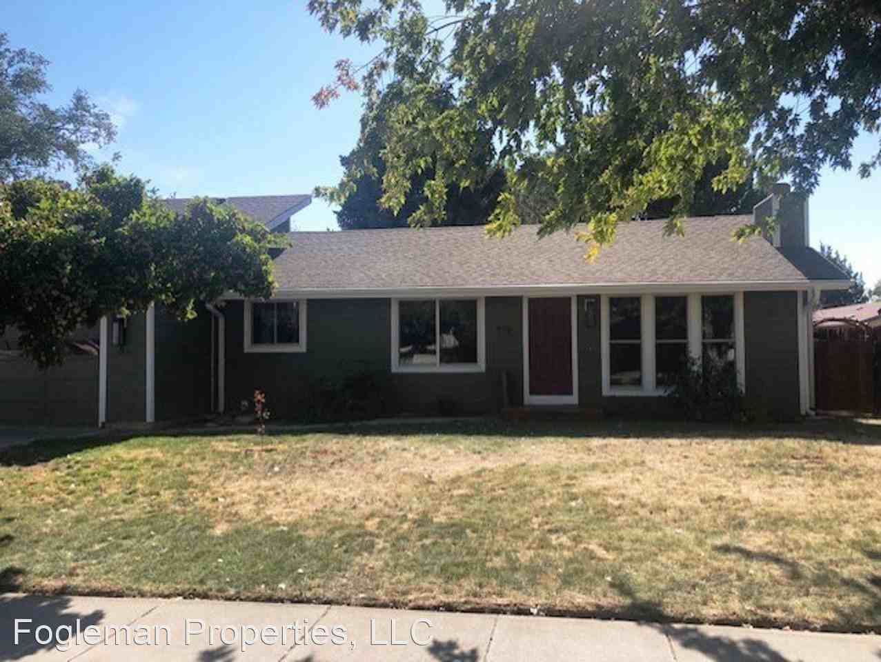 515 E 14th N - Photo 2 of 19