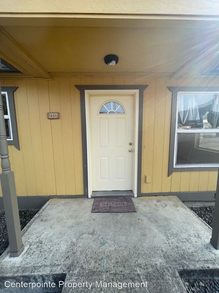 1461 & 1463 Gleason Ave - Photo 2 of 10