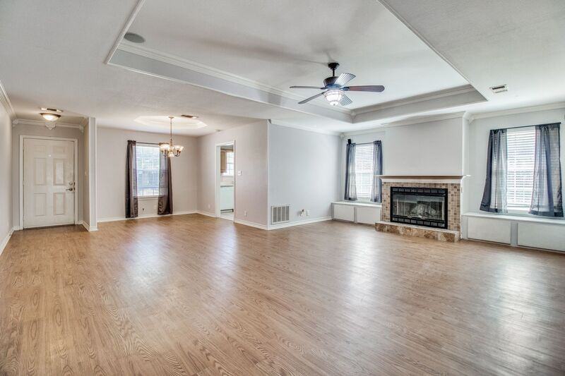 105 Country View Cir - Photo 2 of 12