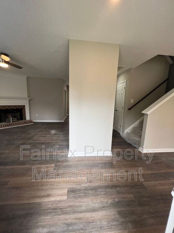 201 Ridge Lake Dr - Photo 3 of 38