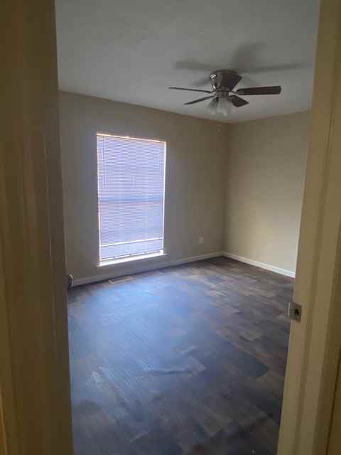 35 Crestwood Ct - Photo 2 of 13