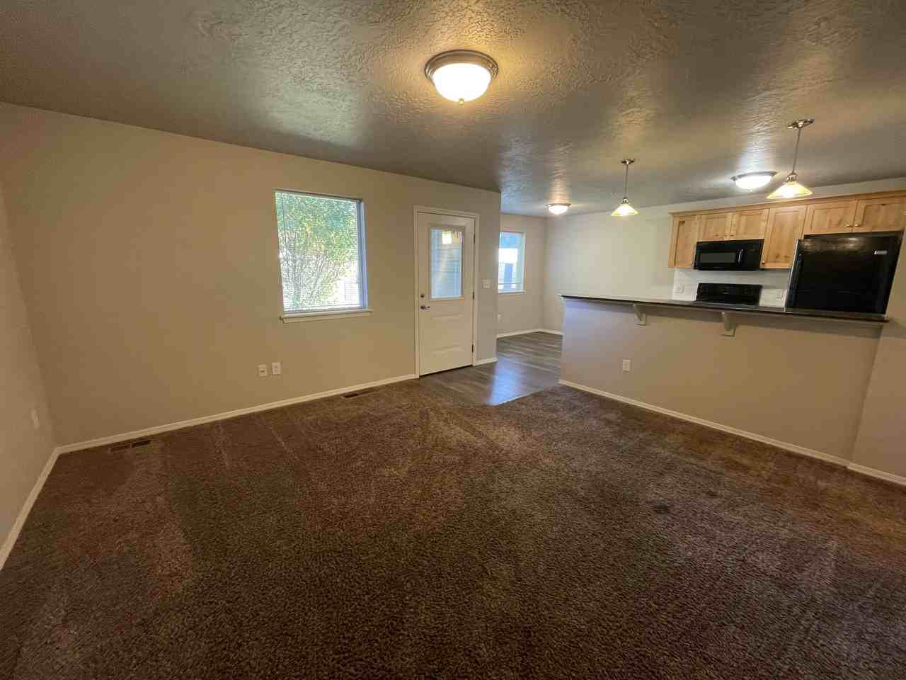 11006 W Ustick Rd - Photo 2 of 4