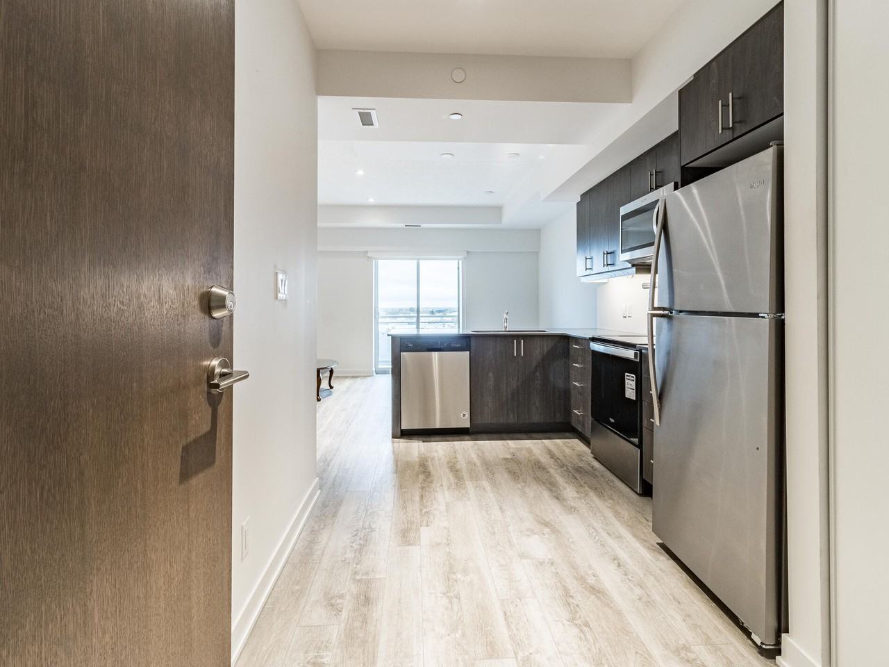 16 Markle Crescent - Photo 2 of 23