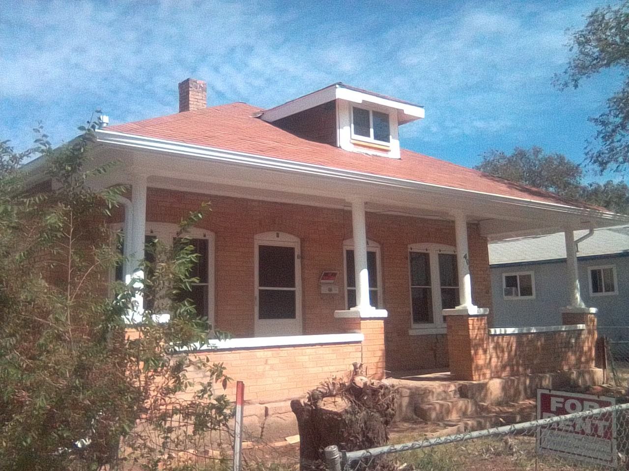 406 W Wilson Ave - Photo 2 of 4