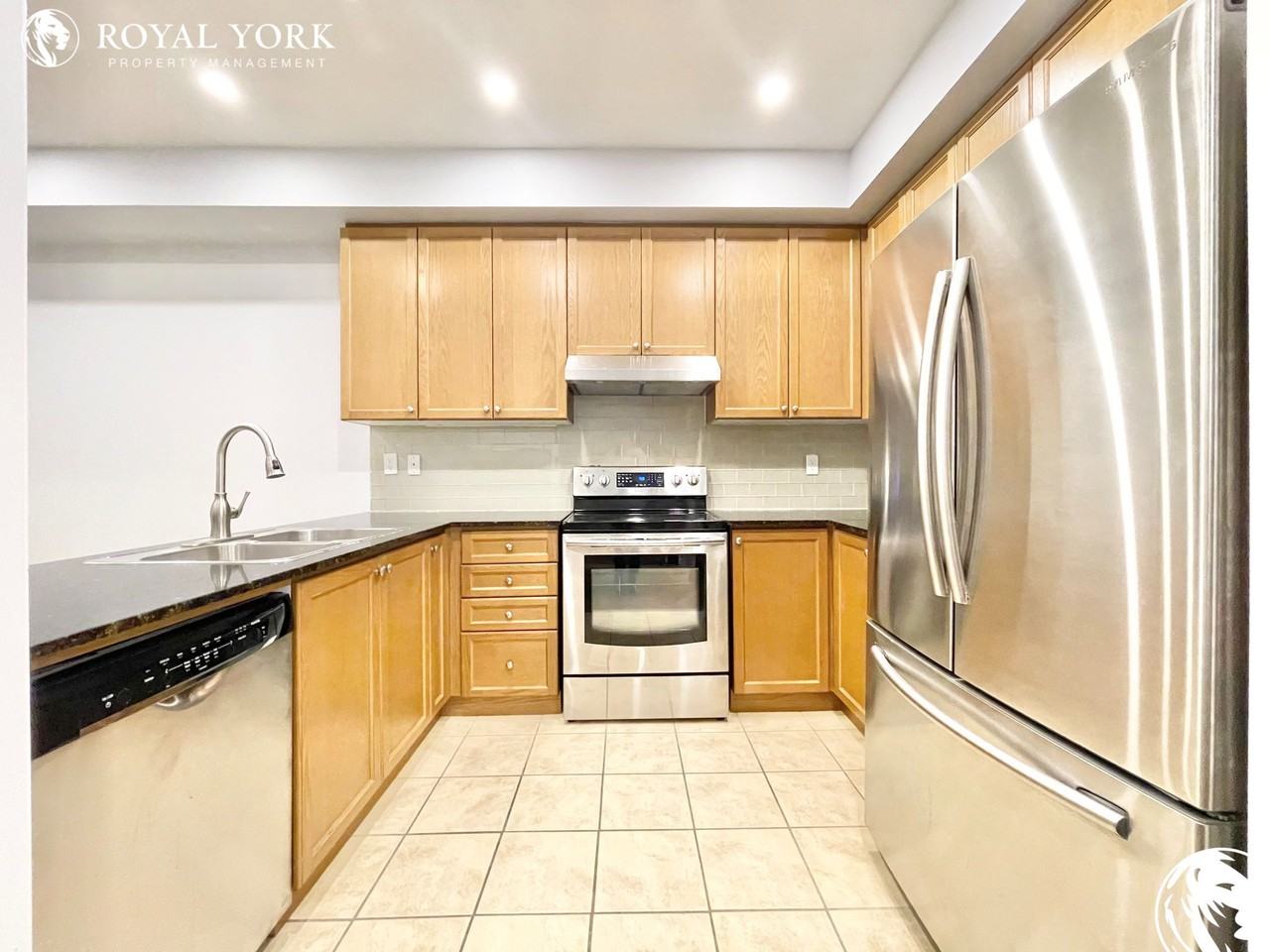 2571 Canadian St - Photo 2 of 47