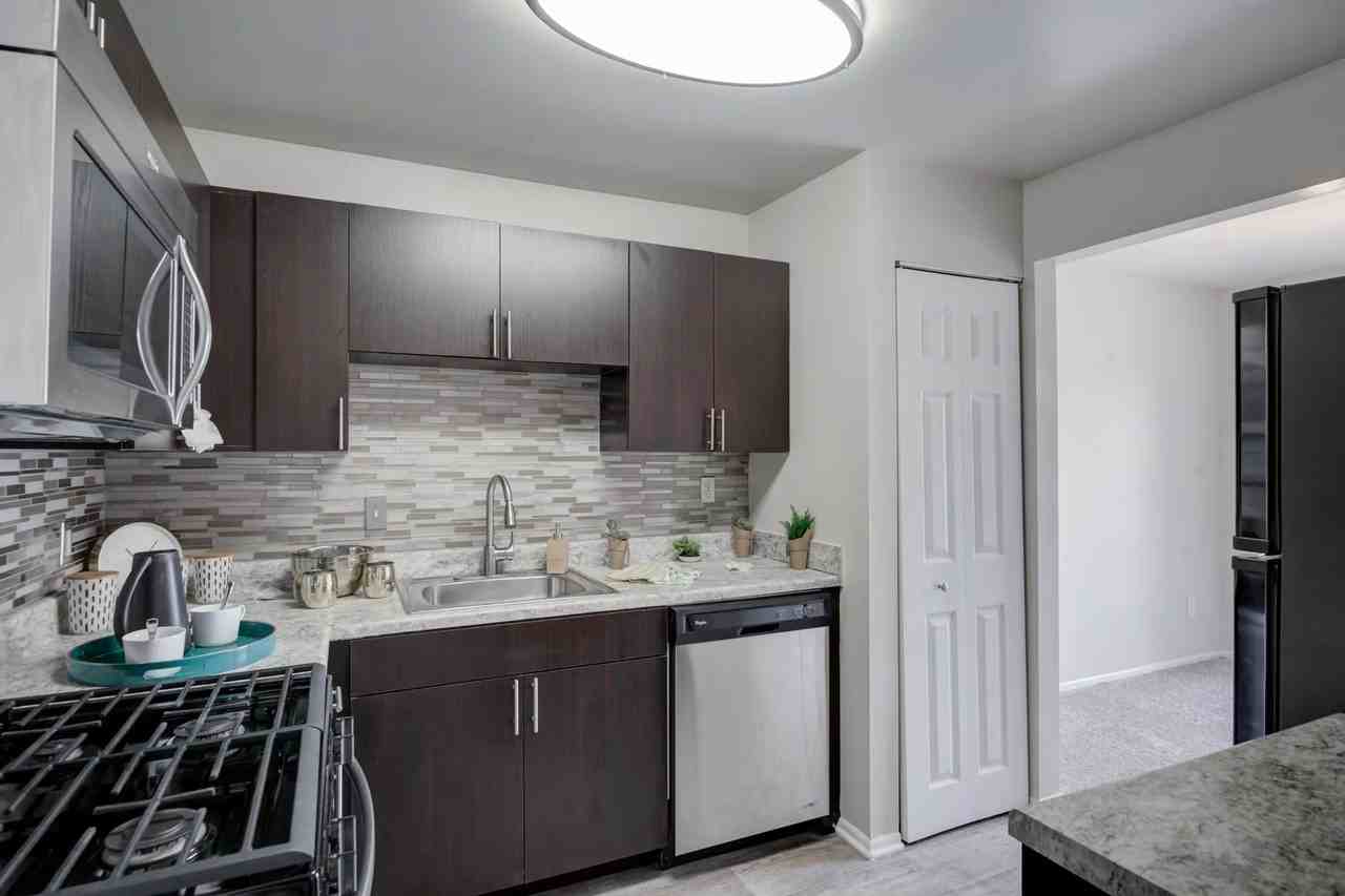 Apartments for Rent in Chantilly, Greenbriar, VA 28 Rentals Zumper