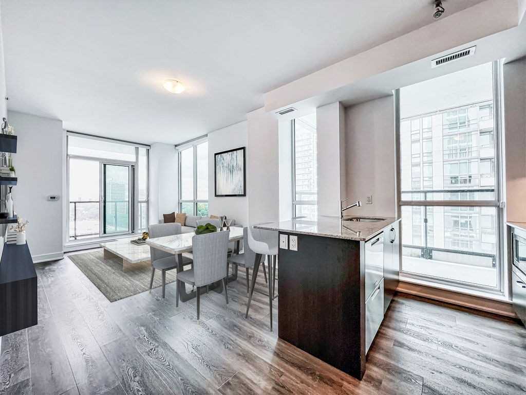 1486 Bathurst Street #1205