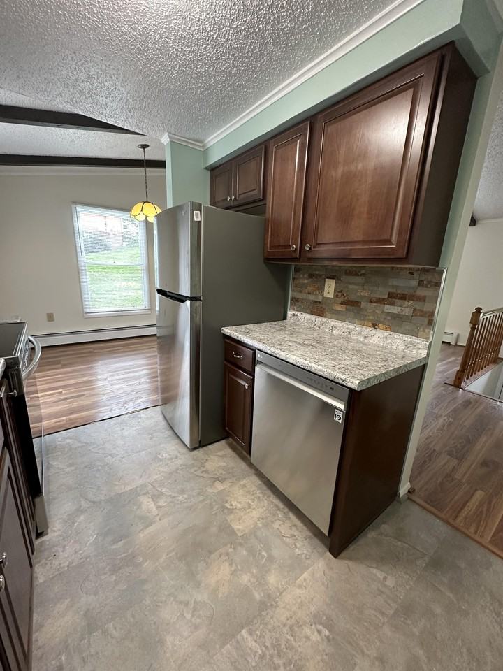 61 Belgium Hill Rd #61 - Photo 5 of 12