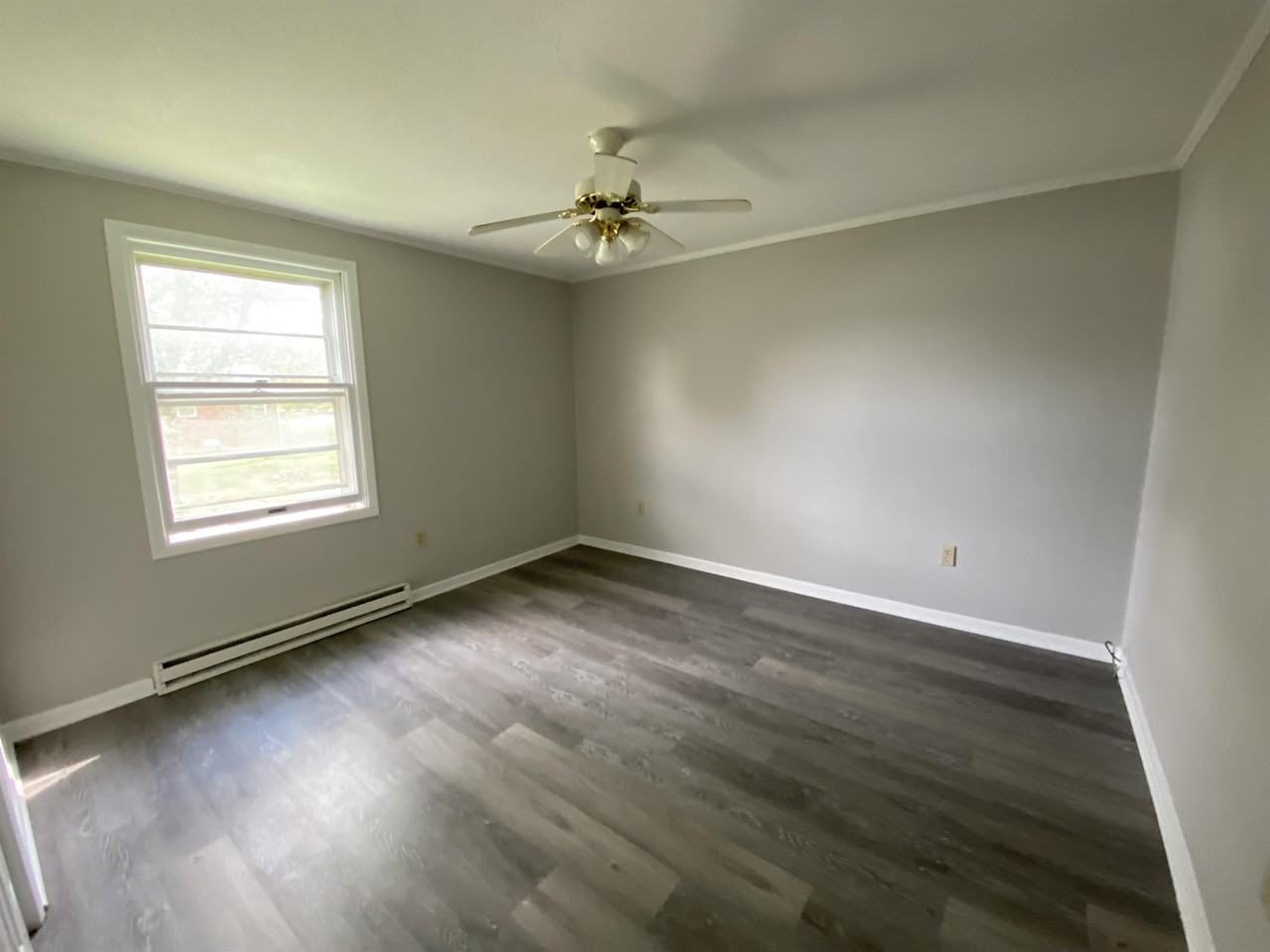 114 3rd St - Photo 3 of 11