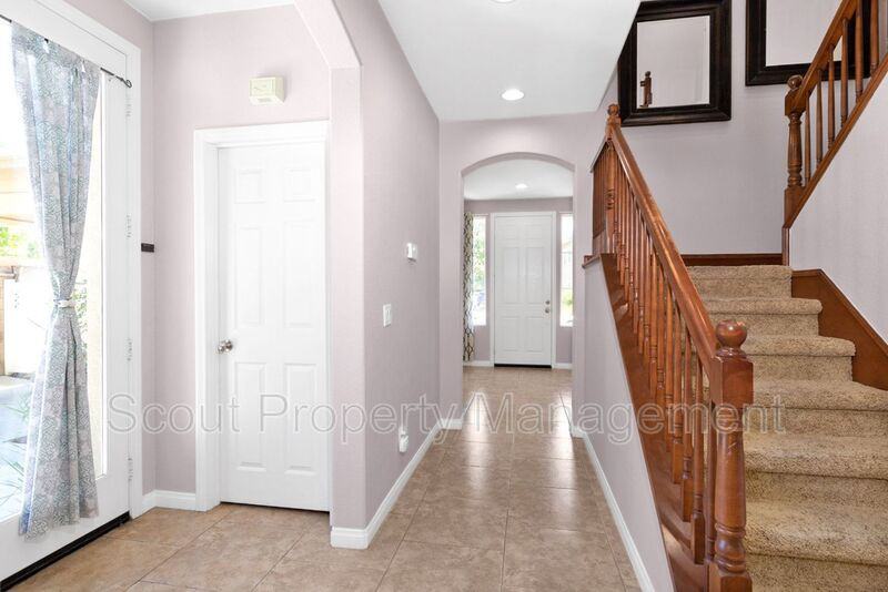 40281 Salem Way - Photo 4 of 44