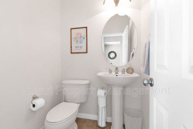 40281 Salem Way - Photo 5 of 44