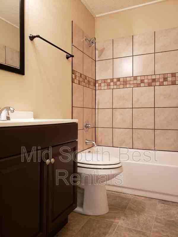 23 Hiland Pl #B - Photo 6 of 6