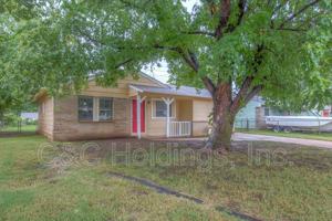 featured image of 212 201st East Avenue