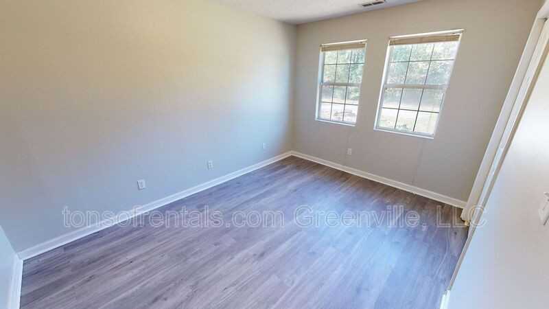 1552 Shoally Creek Rd - Photo 7 of 12