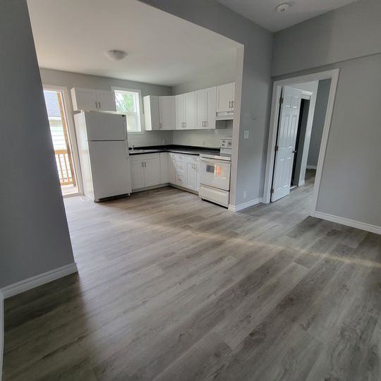 392 Brock Street South, Sarnia, ON N7T 2X2 2 Bedroom Apartment for