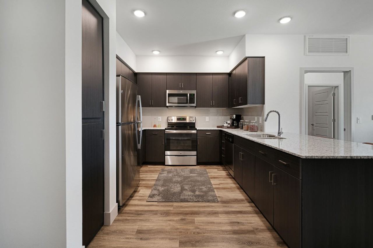 ARIUM Chandler - Photo 3 of 49