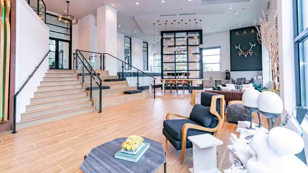 Luna Upper Westside - Photo 3 of 50