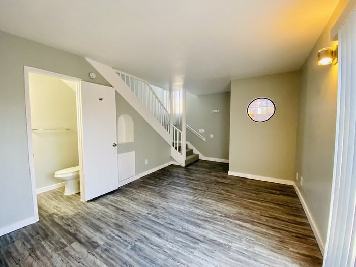 333 S Railroad Ave #333 - Photo 2 of 20