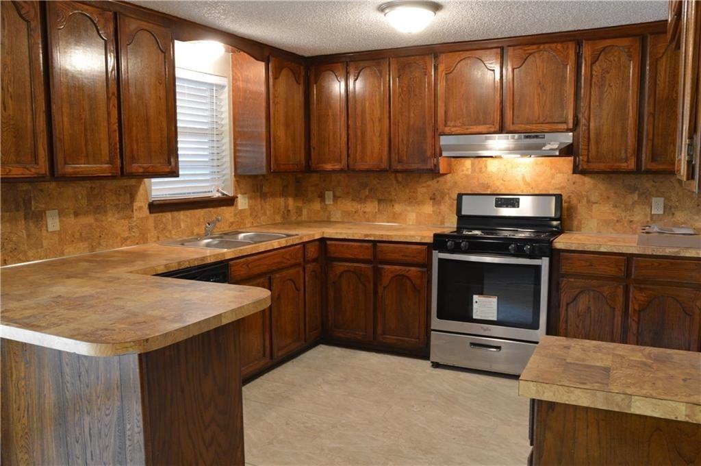 1054 Cumberland Mansion #1 - Photo 6 of 9